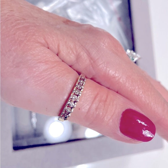 Diamond band-style ring, size 8, bright champagne colored natural diamonds. - Picture 2 of 5